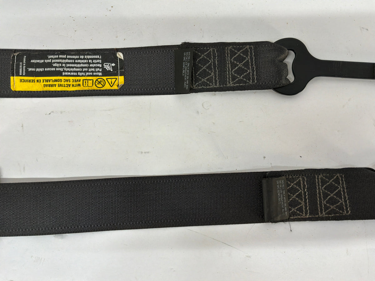 2006 Pontiac GTO LH & RH Front Seat Belts Retractors OEM