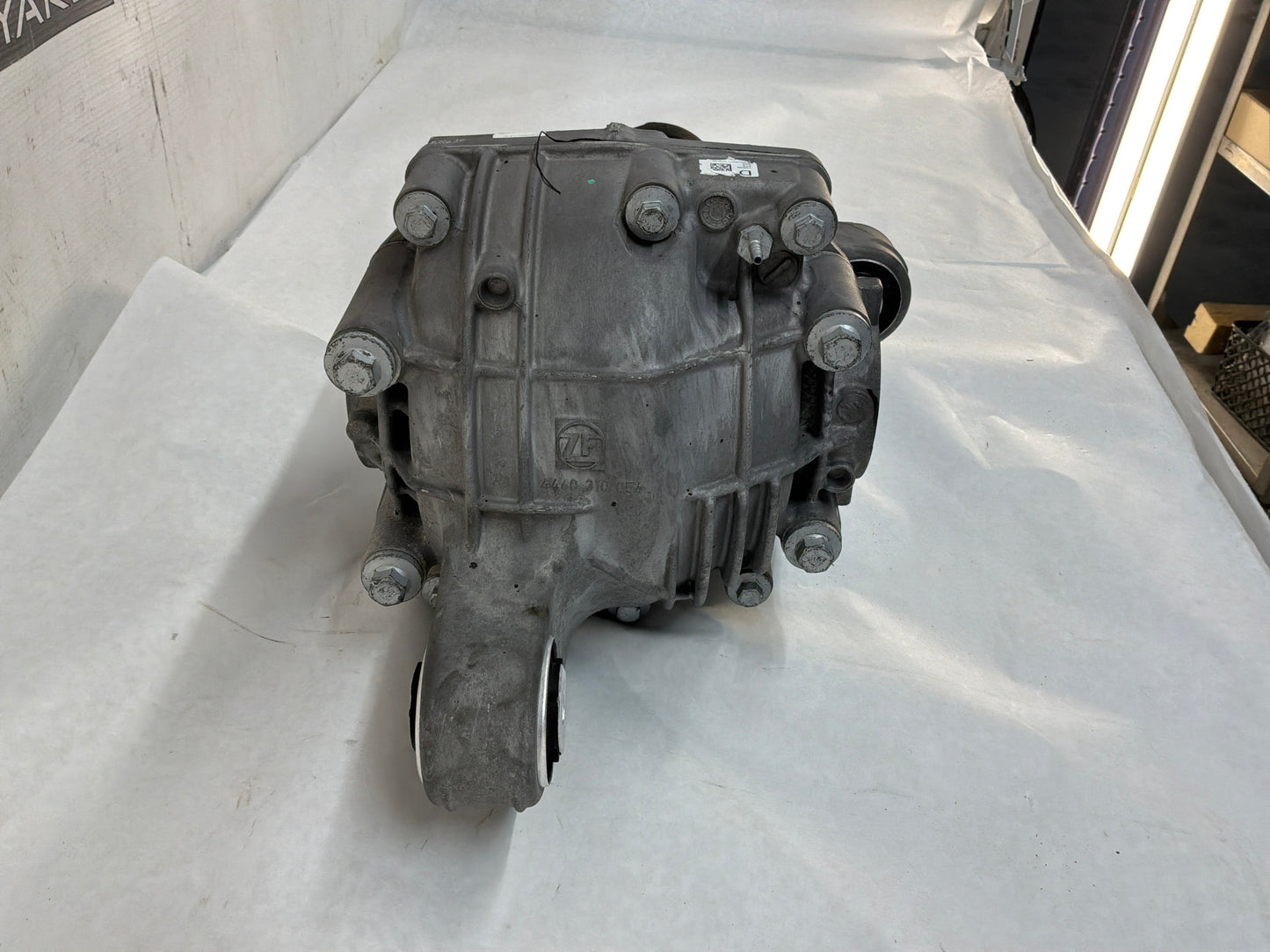 Rear differential - Day's Parts Yard