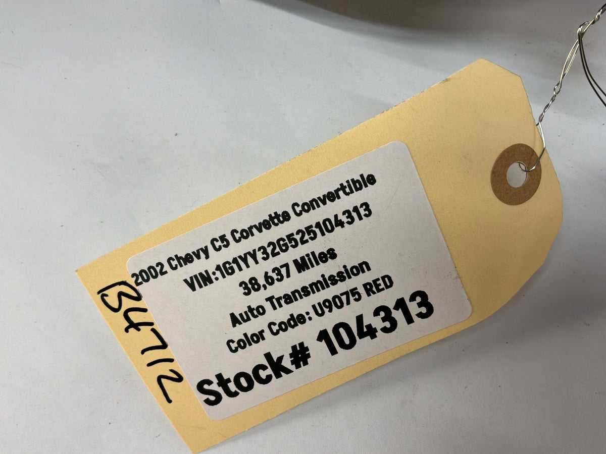 2002 Chevy Corvette Convertible Air Intake Filter Housing Cleaner Assembly OEM