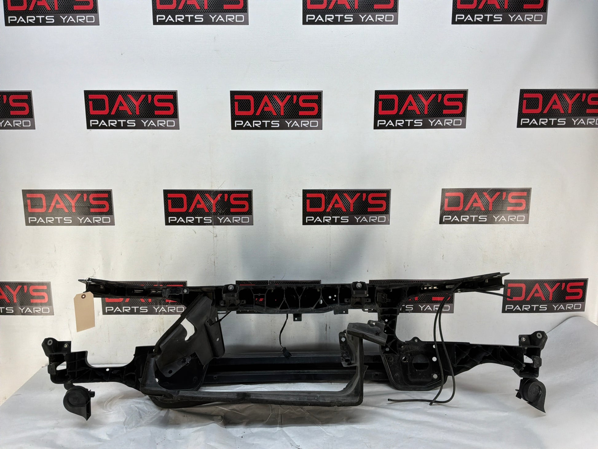 2015 Chevy SS Sedan Front Radiator Core Support Bracket Brace Assembly OEM - Day's Parts Yard