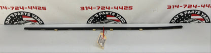 2006 Pontiac GTO RH Passenger Door Window Belt Molding Weather Strip Trim OEM