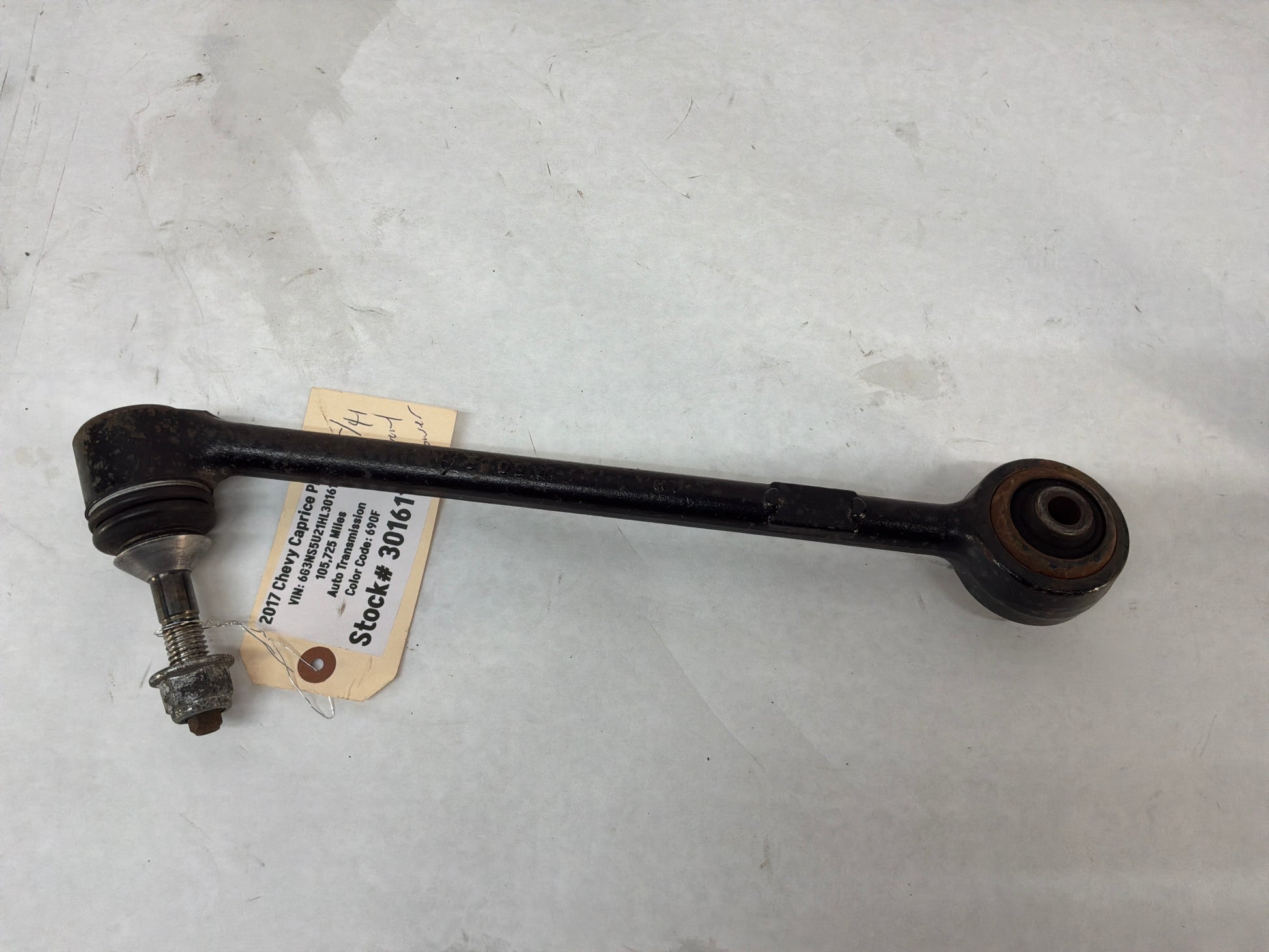 Control arm - Day's Parts Yard