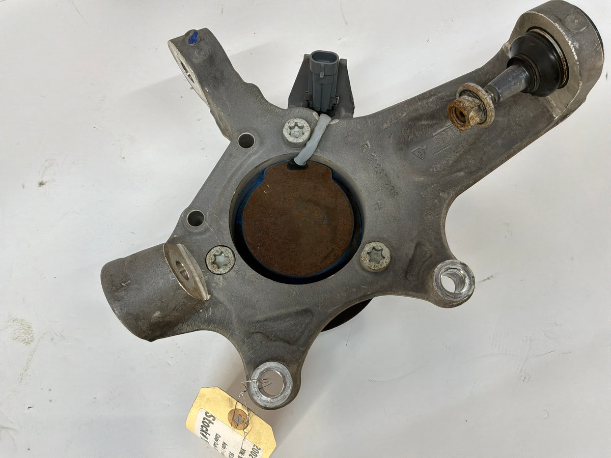 2002 Chevy C5 Corvette RH Passenger Front Suspension Spindle Knuckle Hub OEM