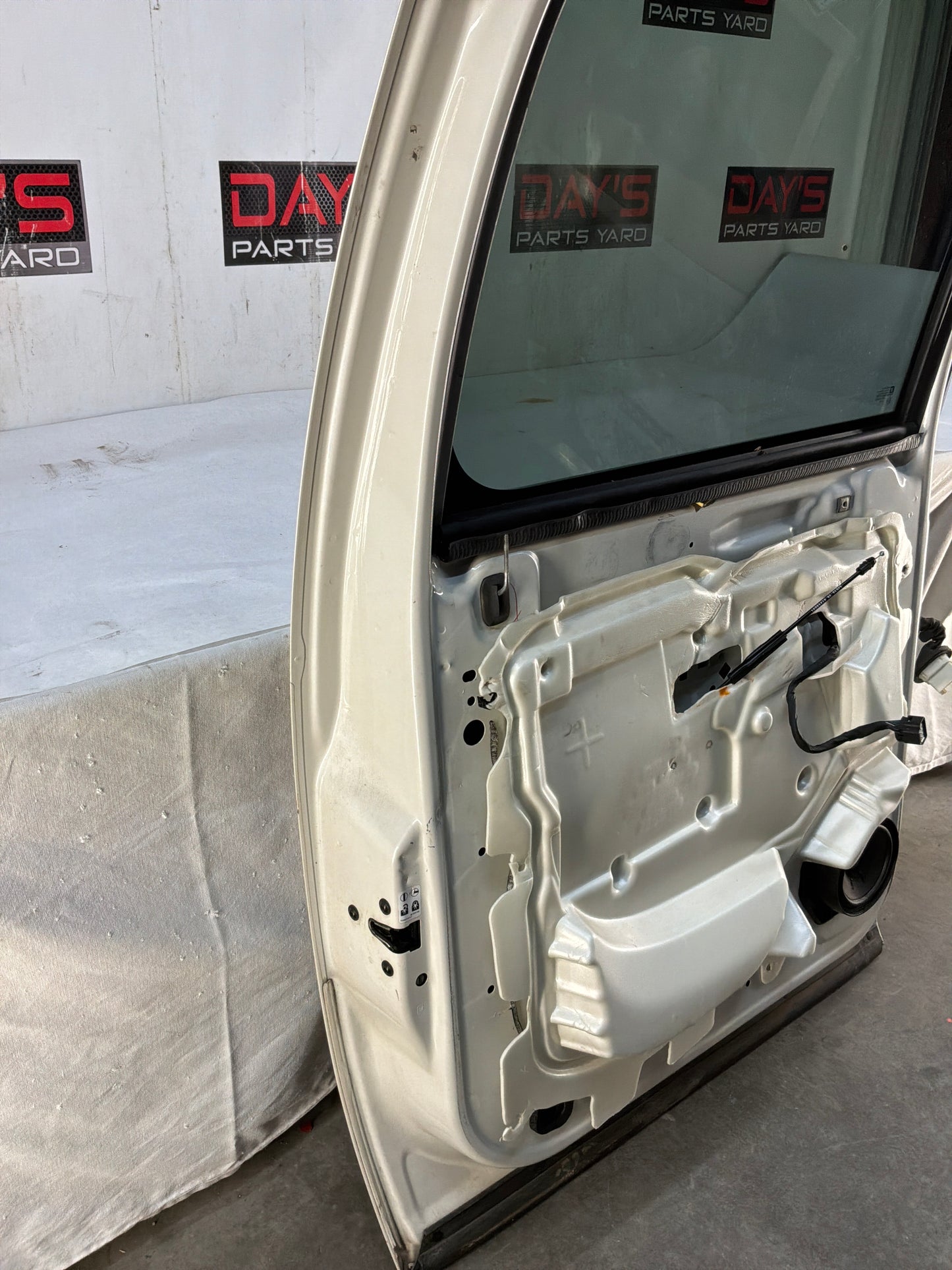 2012 Chevy Avalanche LH Driver Rear Exterior Door White Assembly OEM