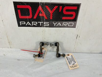 Front sway bar end links - Day's Parts Yard