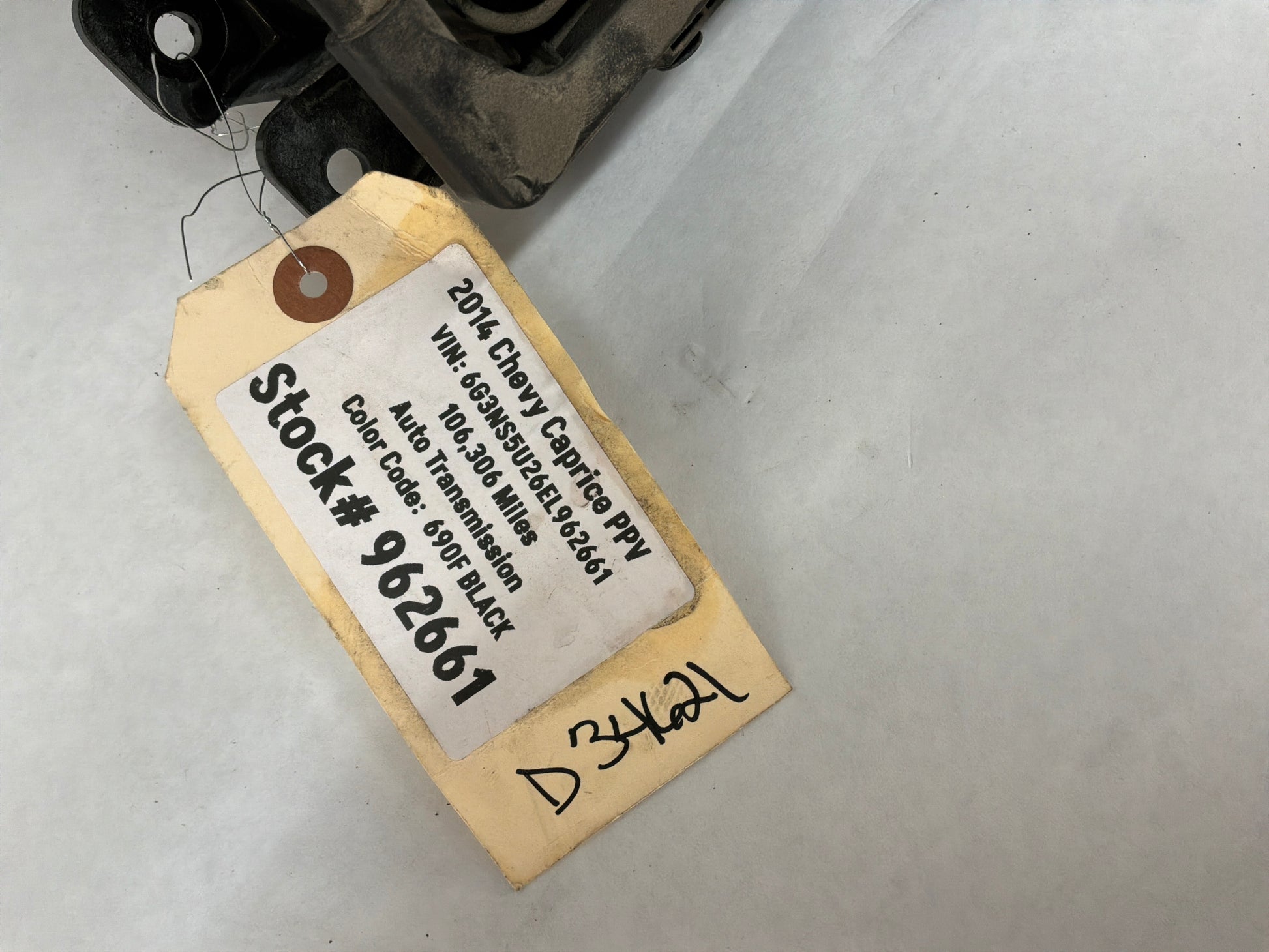 Fuse box - Day's Parts Yard