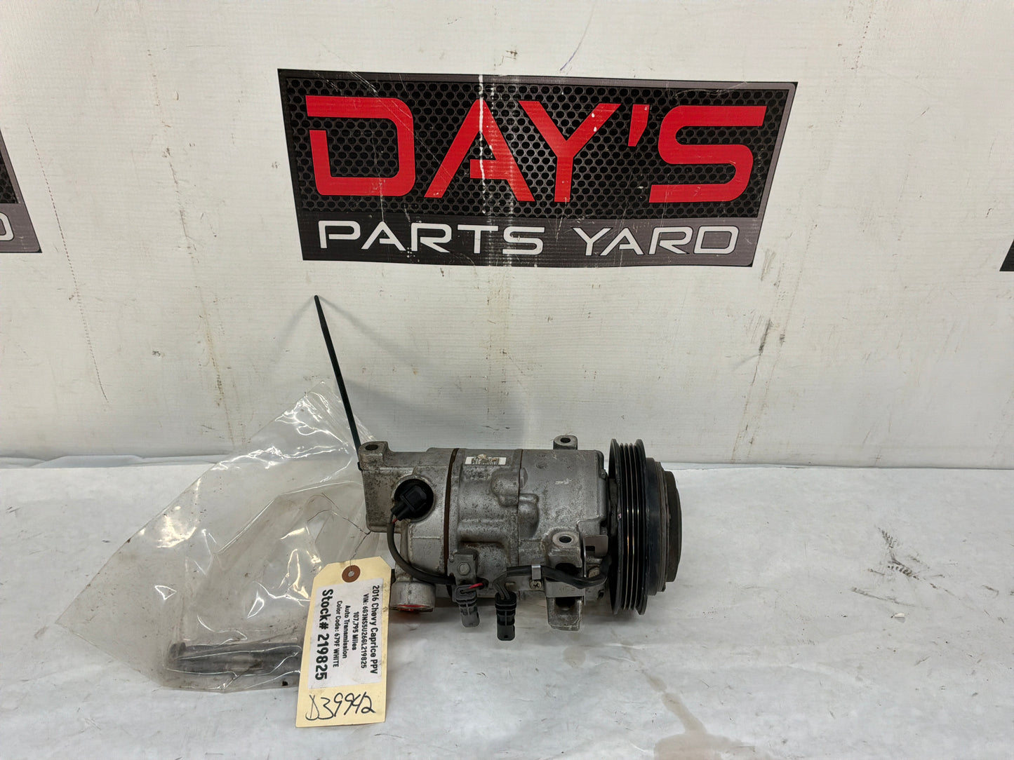 2016 Chevy Caprice PPV AC A/C Air Conditioner Compressor w/ Hardware OEM