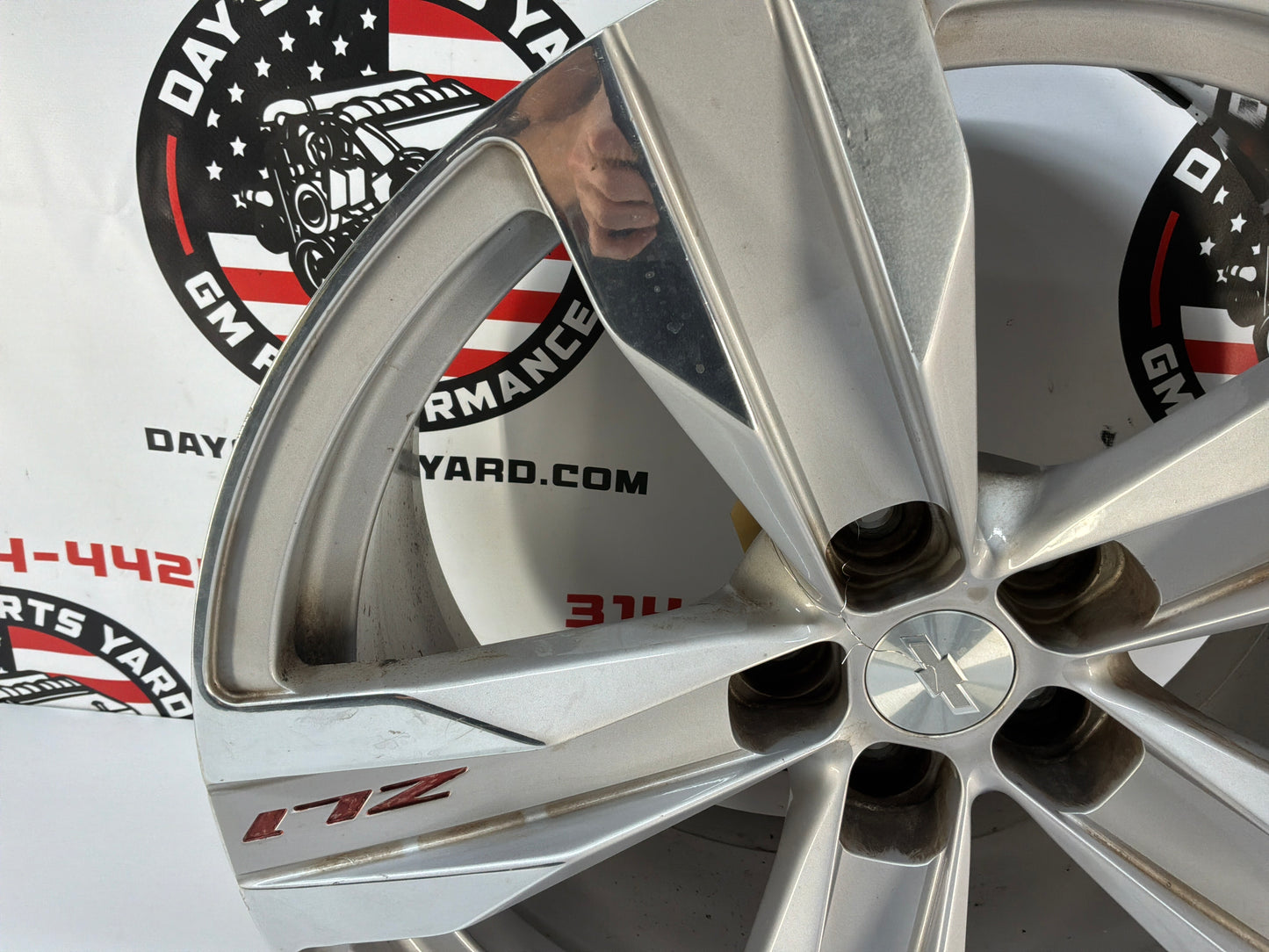 2013 Chevy Camaro ZL1 OEM Front Wheel 20x10 Wheel 5 Spoke