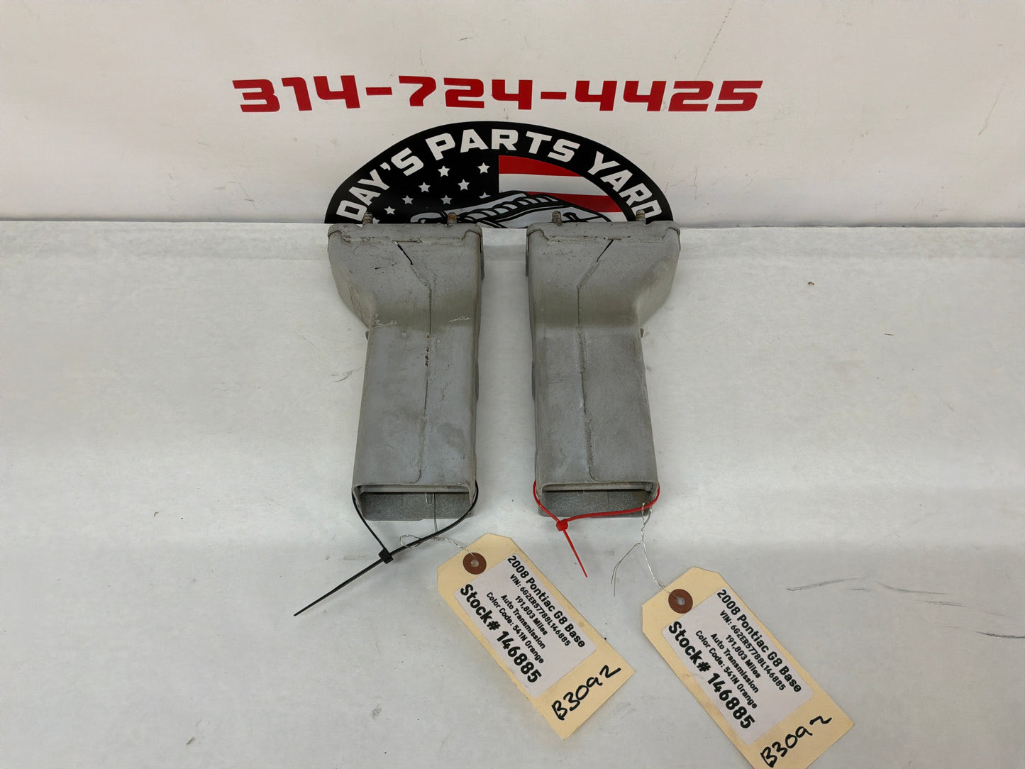 2008 Pontiac G8 Base Rear Impact Bar Mounting Brackets Sleeves OEM