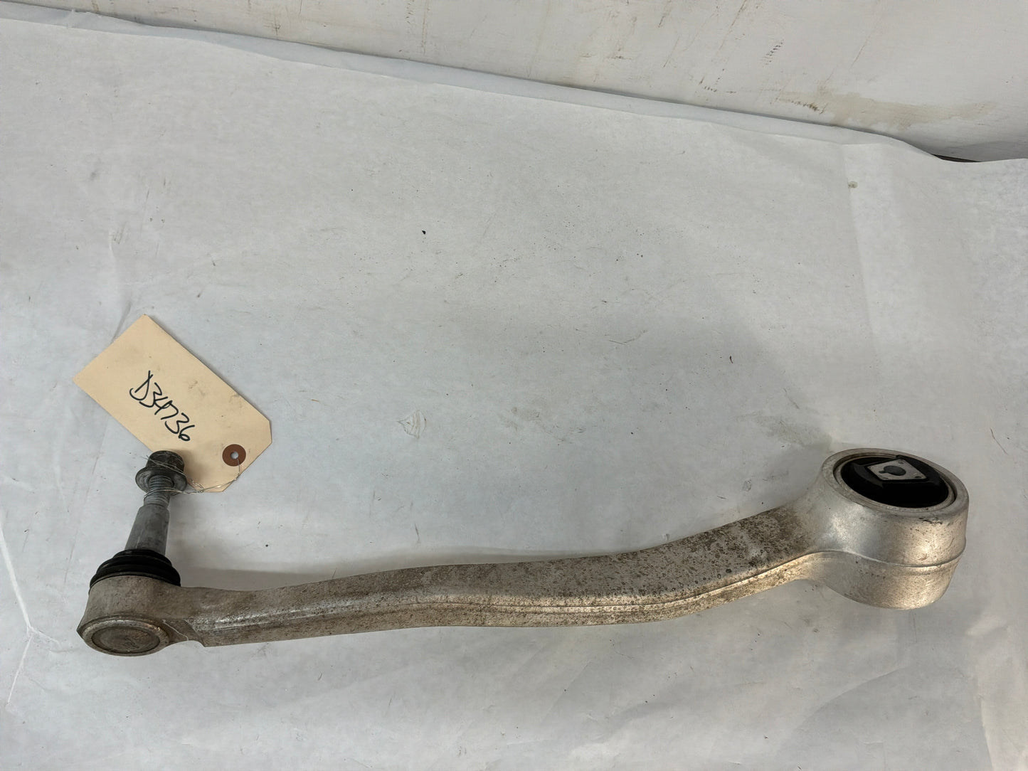Lh front control arm - Day's Parts Yard