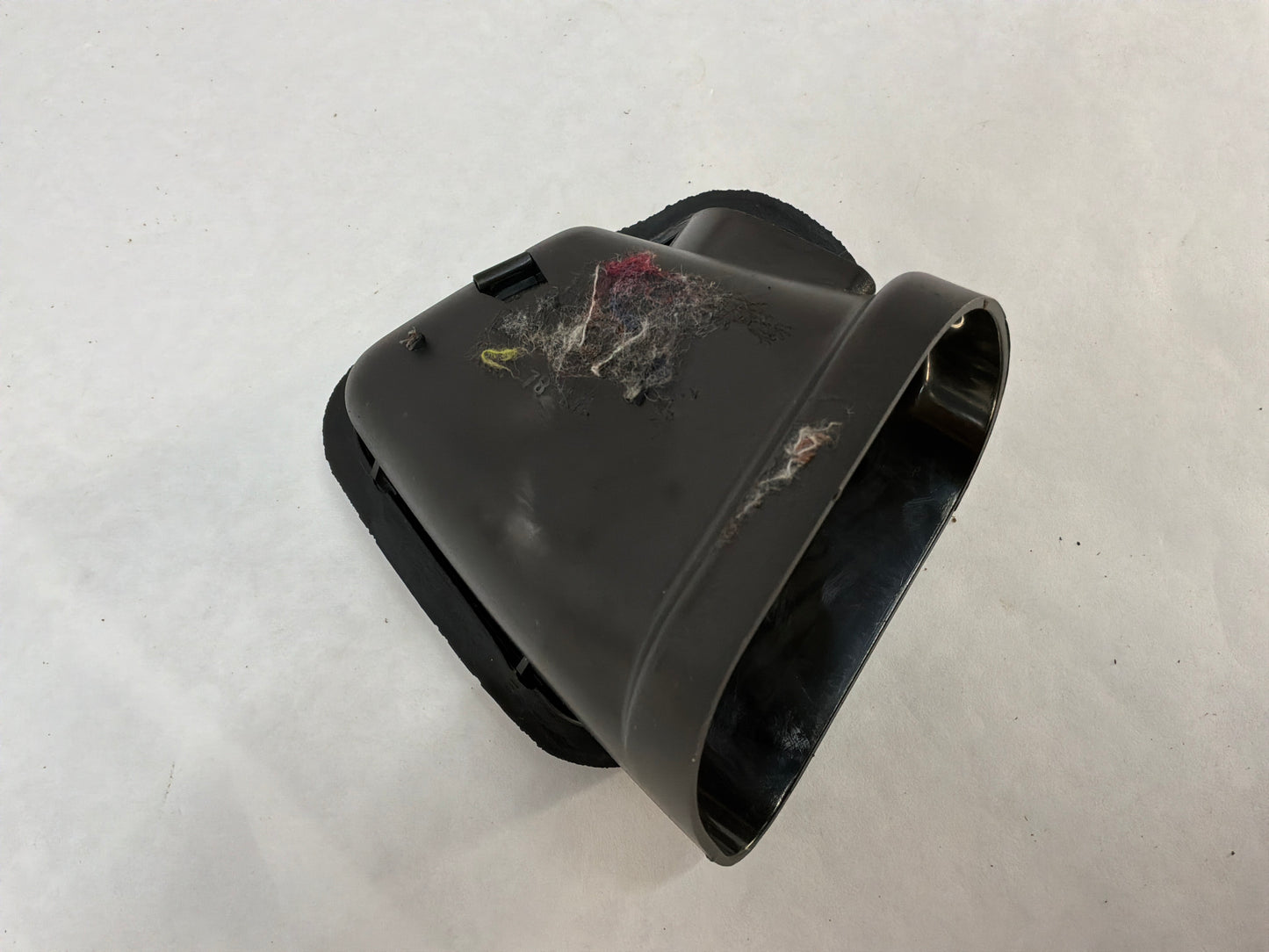 2005 Pontiac GTO LH Drive Front Door Vent w/Door Defroster Outlet Duct OEM