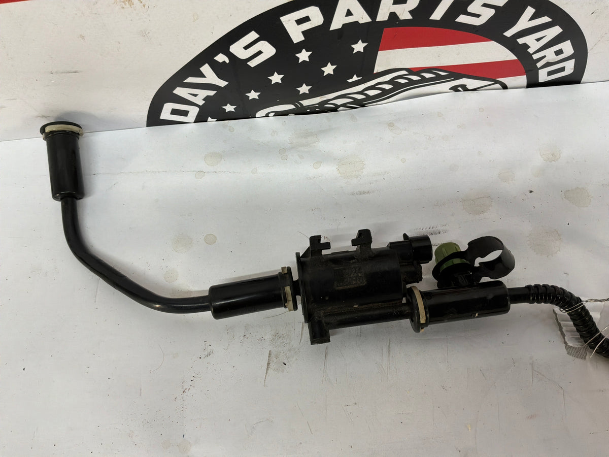 2002 Chevy Corvette Convertible  Intake EVAP Vapor Canister Purge Solenoid Valve Liner Hose Tube OEM