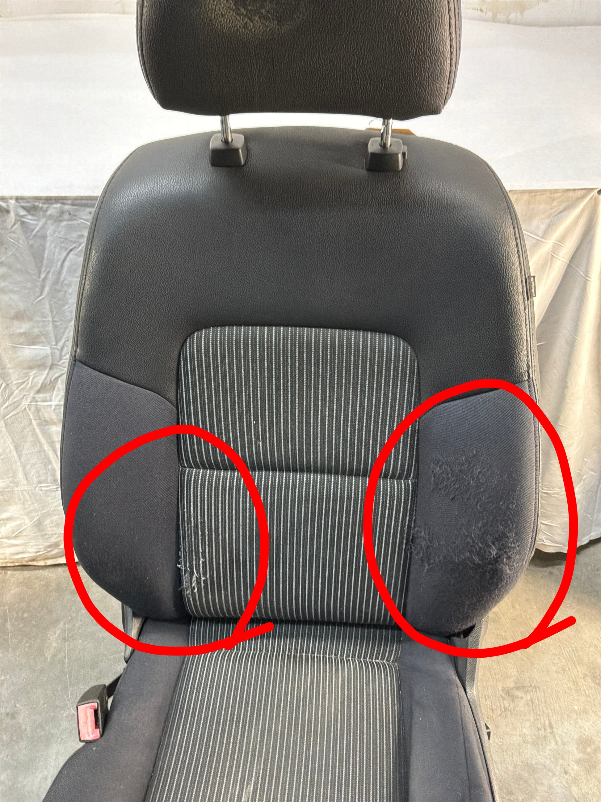 Front Seats - Day's Parts Yard