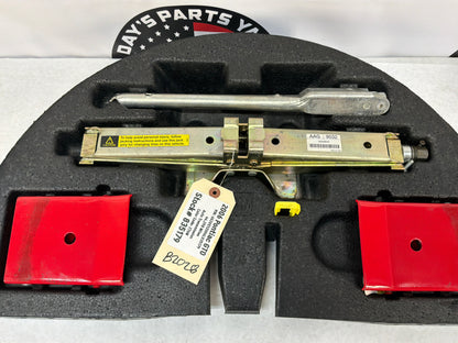 2006 Pontiac GTO Emergency Spare Tire Jack Tool Kit OEM