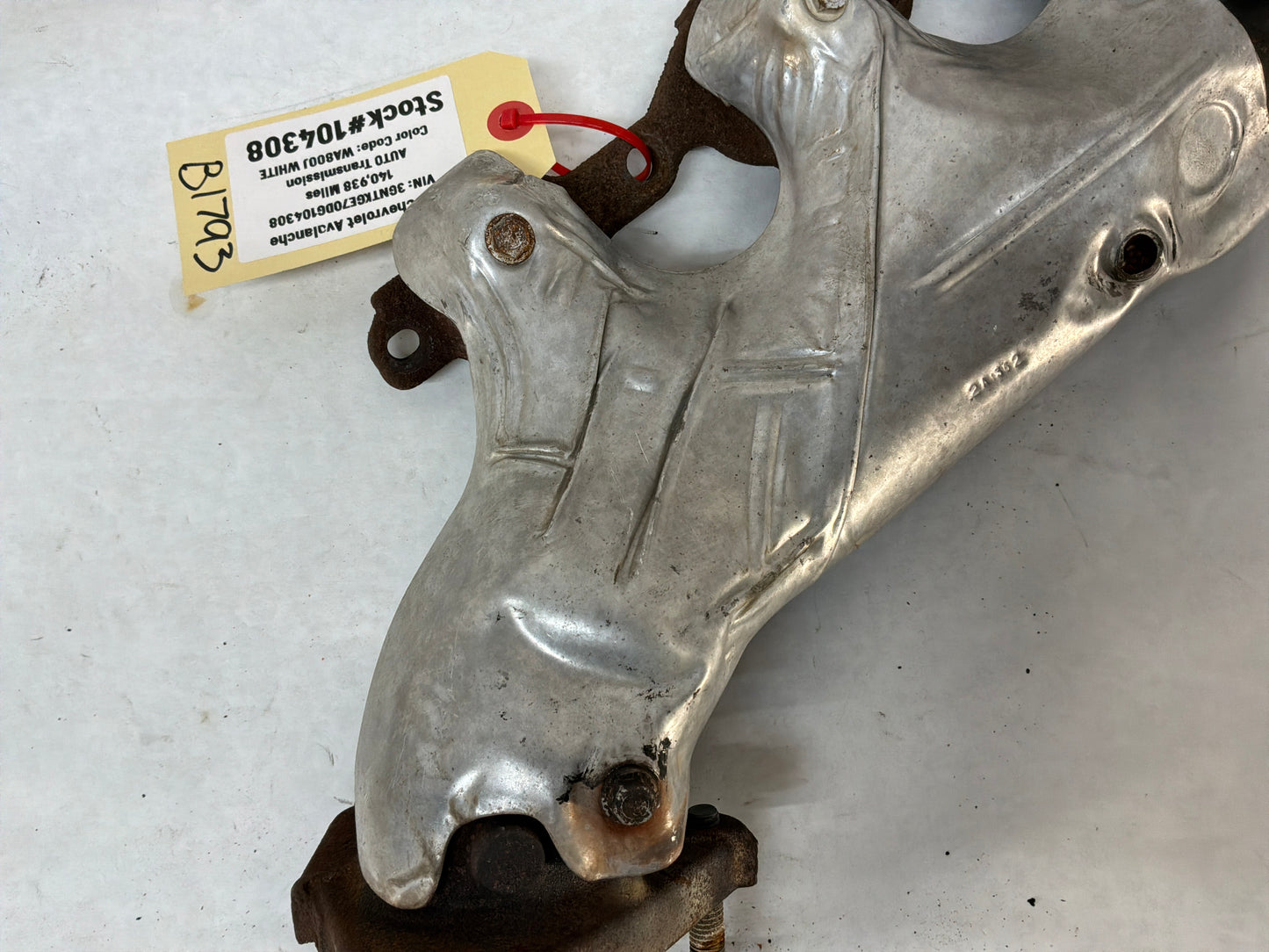 2012 Chevy Avalanche RH & LH Exhaust Manifolds Factory OEM