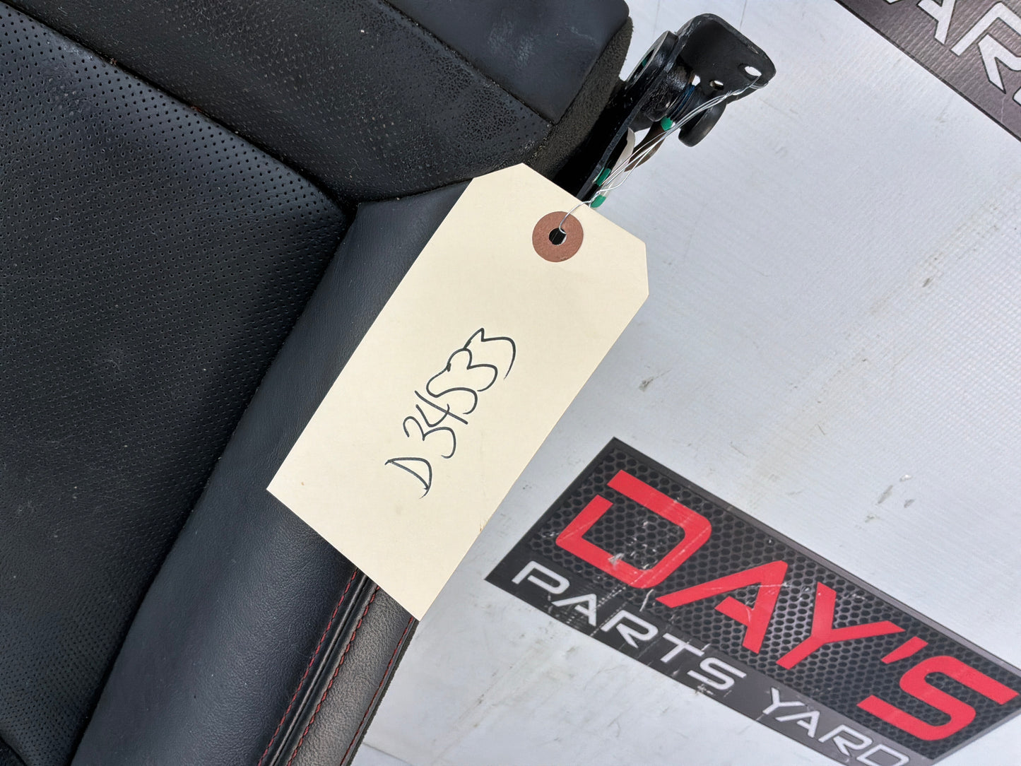 rh front bottom seat cushion - Day's Parts Yard