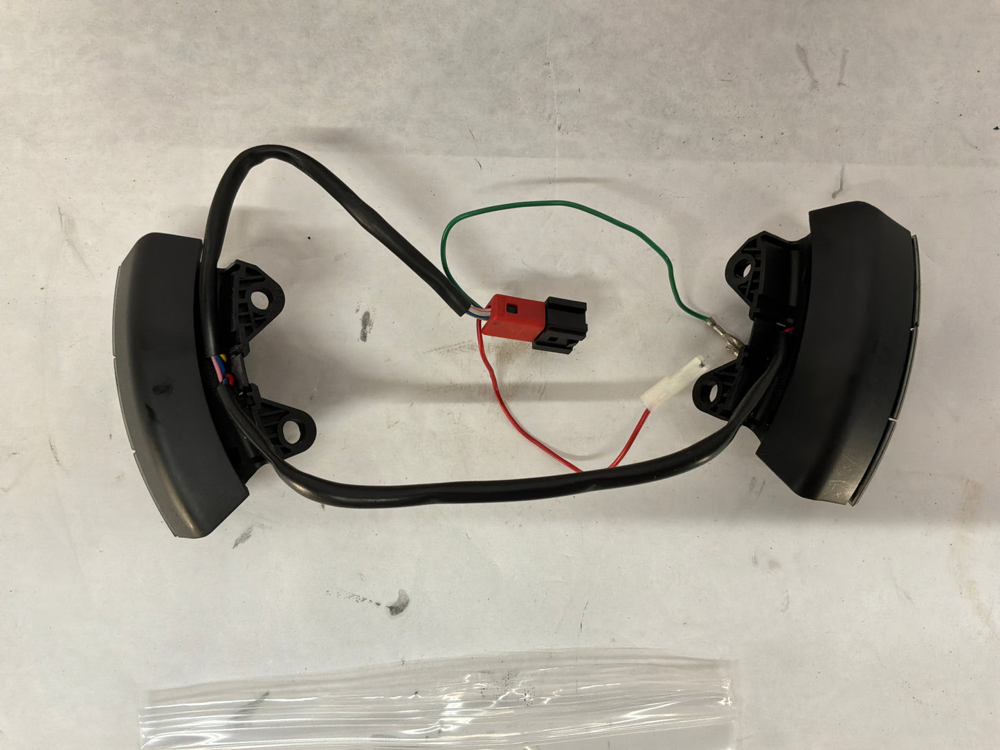 2004 Pontiac GTO Steering Wheel Radio Control Buttons Switches OEM