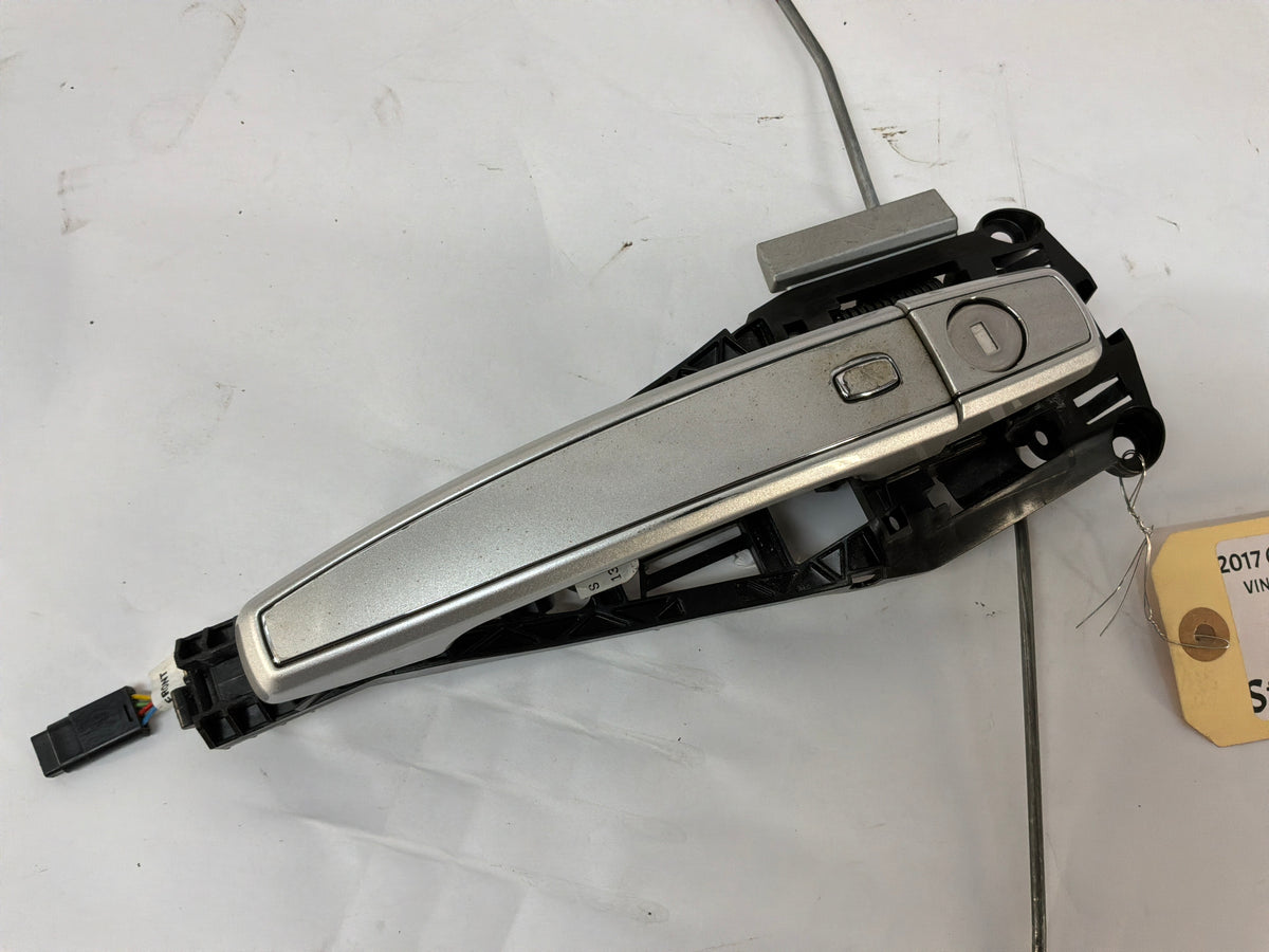 2017 Chevy SS Sedan LH Driver Exterior Front Door Handle Silver OEM