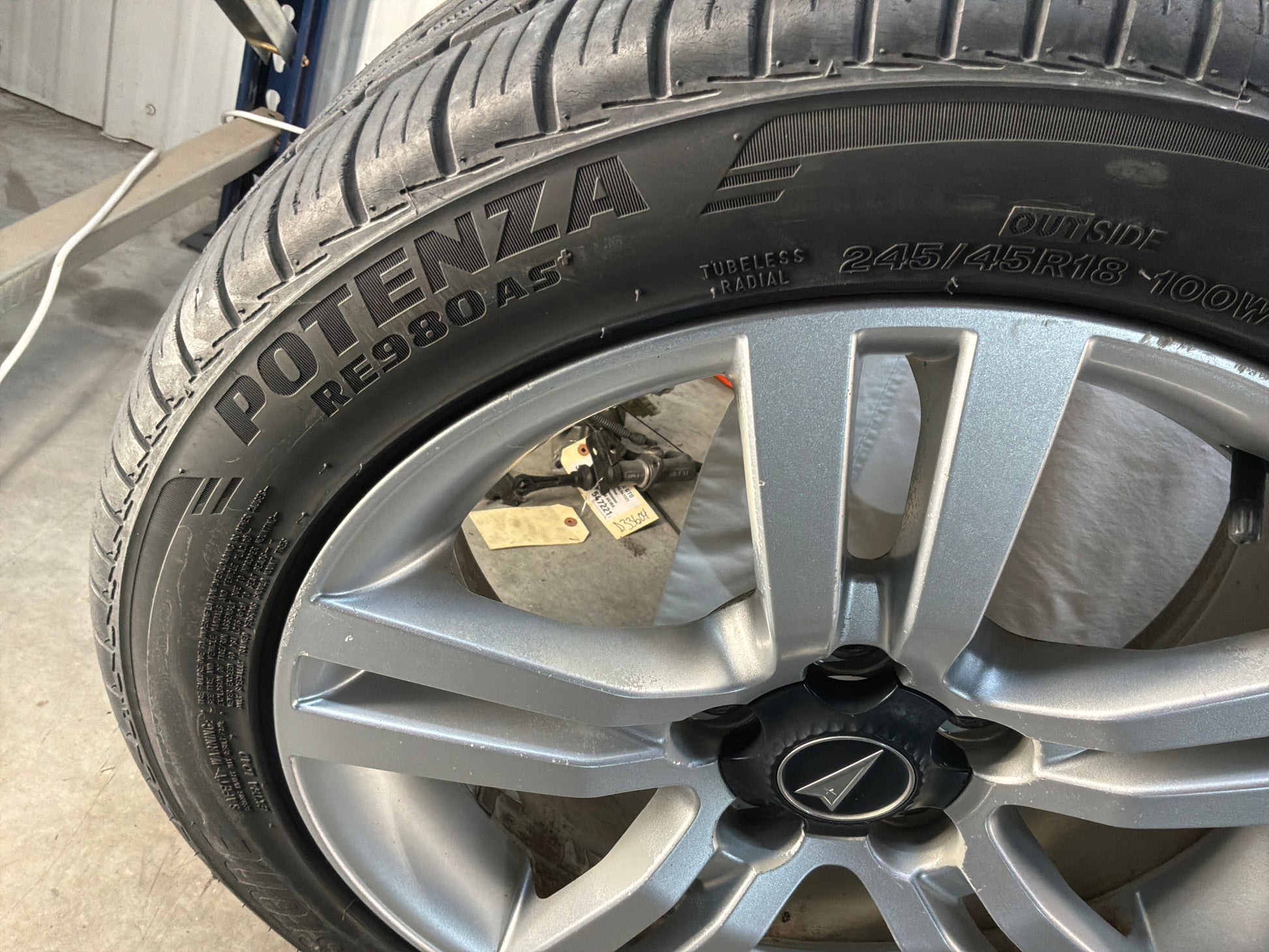 Wheels and tire - Day's Parts Yard