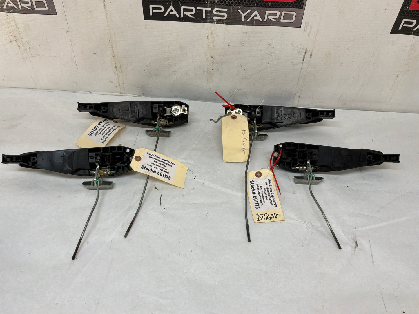 Exterior door handle set - Day's Parts Yard
