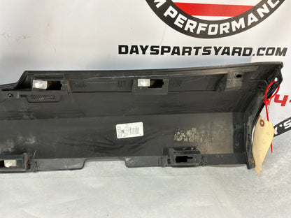 2014 Chevy Camaro SS RH Passenger Rocker Molding Side Skirt Panel OEM