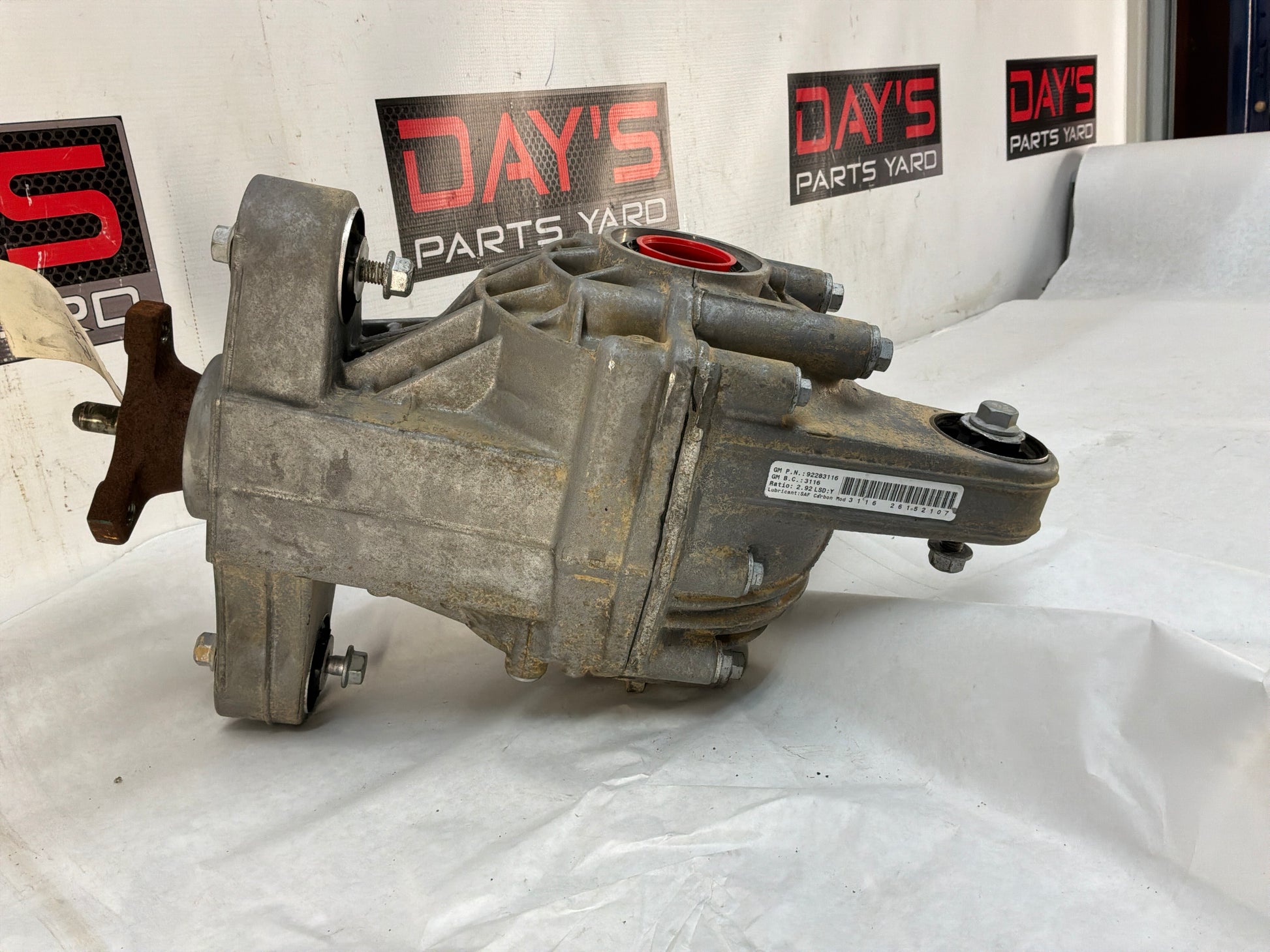 Rear differential - Day's Parts Yard
