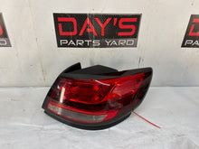 Rh taillight - Day's Parts Yard