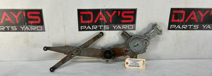 Rh window regulator - Day's Parts Yard