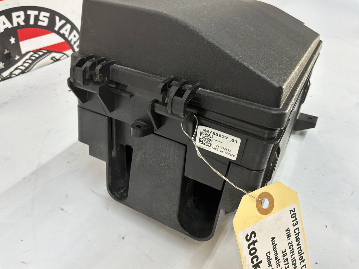 2013 Chevy Camaro ZL1 Engine Motor Bay Fuse Relay Accessory Wiring Junction Box Block OEM