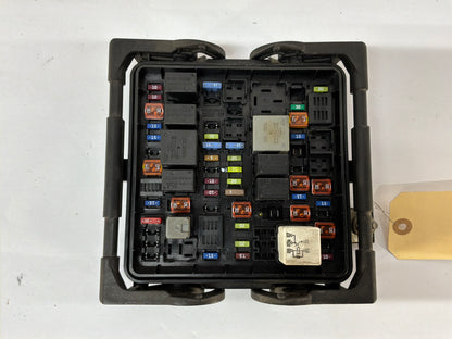 2014 Chevy Caprice PPV Engine Motor Bay Relay Fuse Box Junction Module OEM