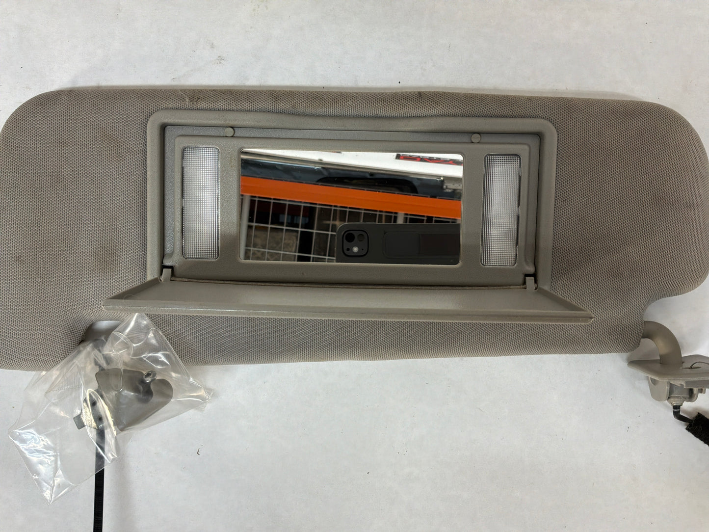2015 Chevy SS Sedan RH & LH Sun Visor Sunvisor Shade OEM