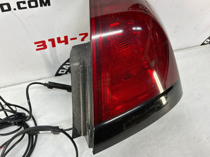 PAIR 2016 Chevy Caprice PPV RH Passenger Tail Light Taillight Lamp OEM