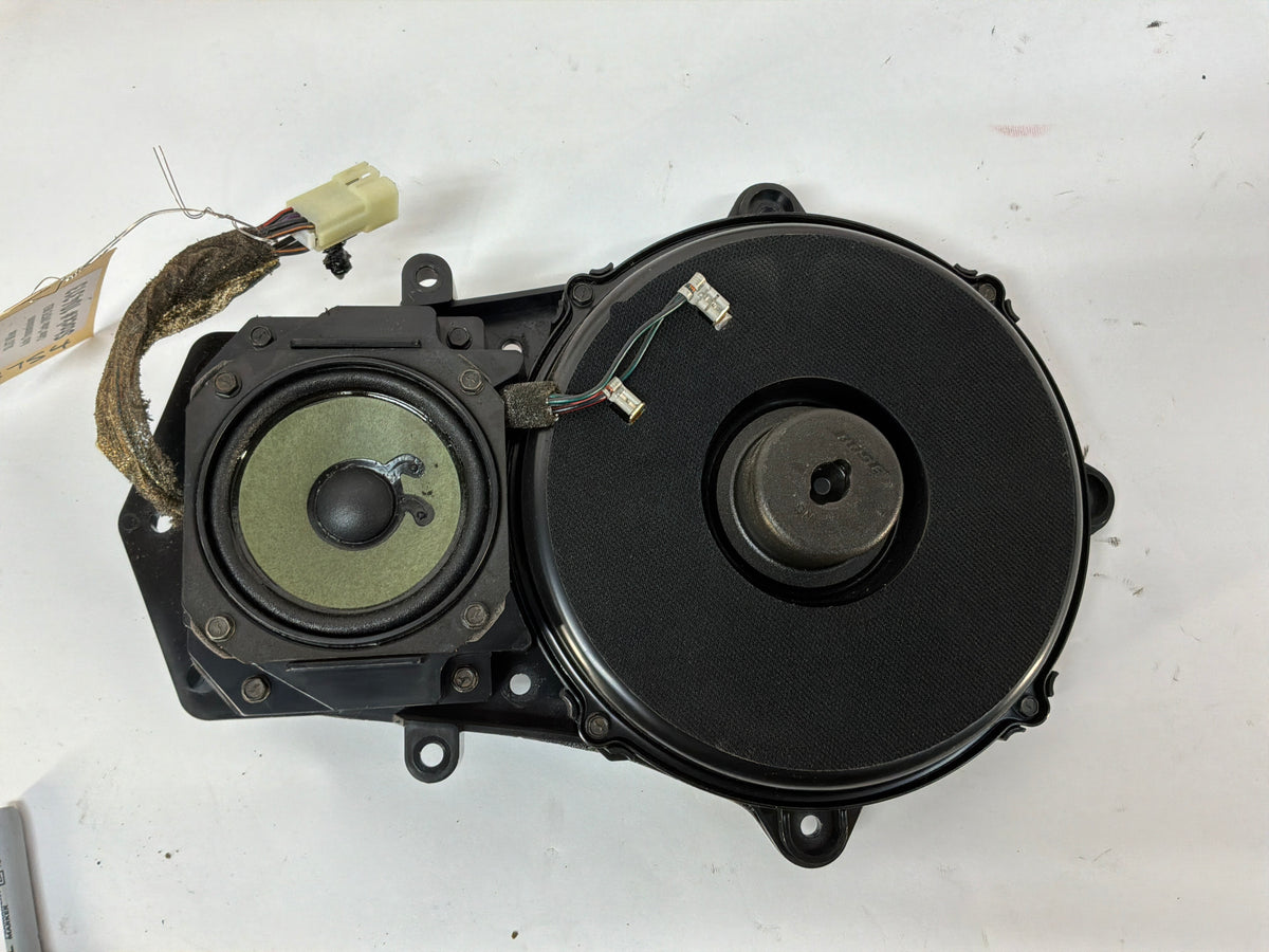 2002 Chevy Corvette Convertible LH Driver Front Door Bose Speaker OEM