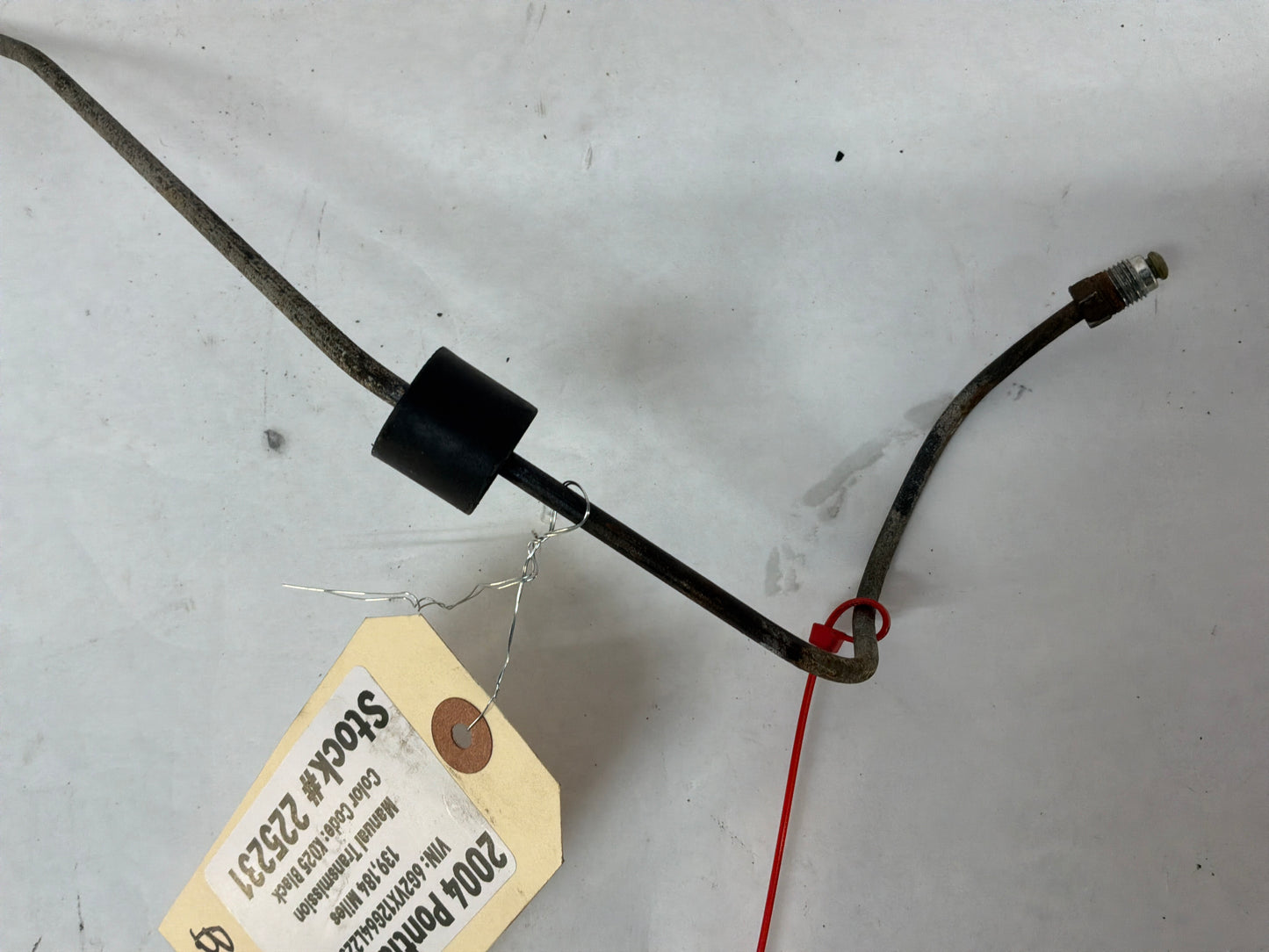 2004 Pontiac GTO RH Passenger Rear Suspension Control Arm Hard Brake Line Tube Hose OEM