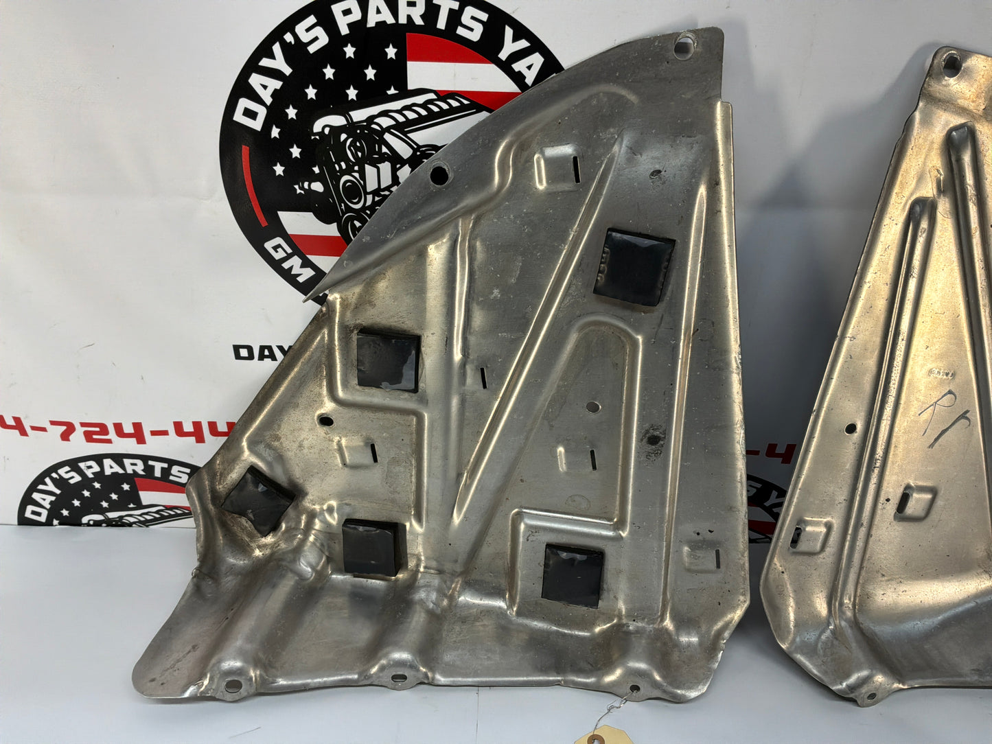 2007 C6 Corvette Convertible RH & LH Fuel Gas Tank Heat Shield Straps OEM