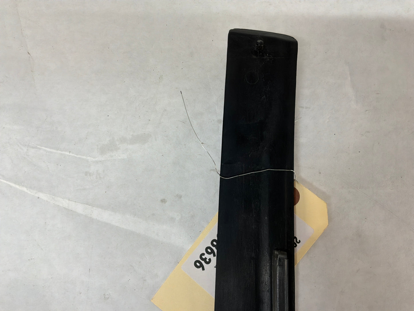 2004 Pontiac GTO LH Driver Exterior B Pillar Window Trim Applique Cover OEM