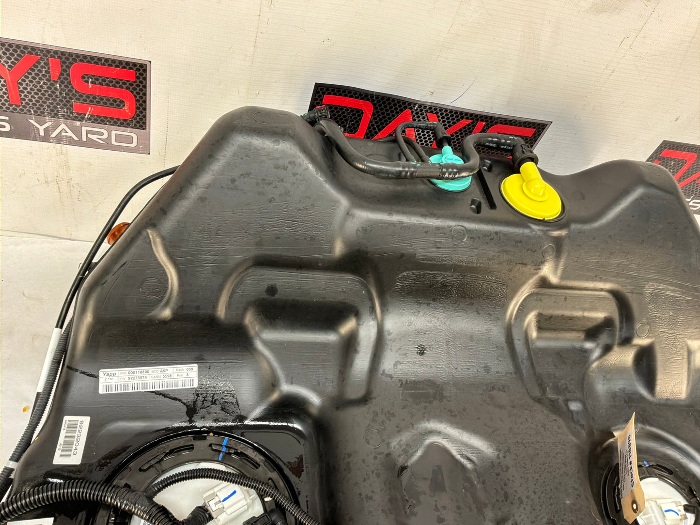 Fuel tank - Day's Parts Yard