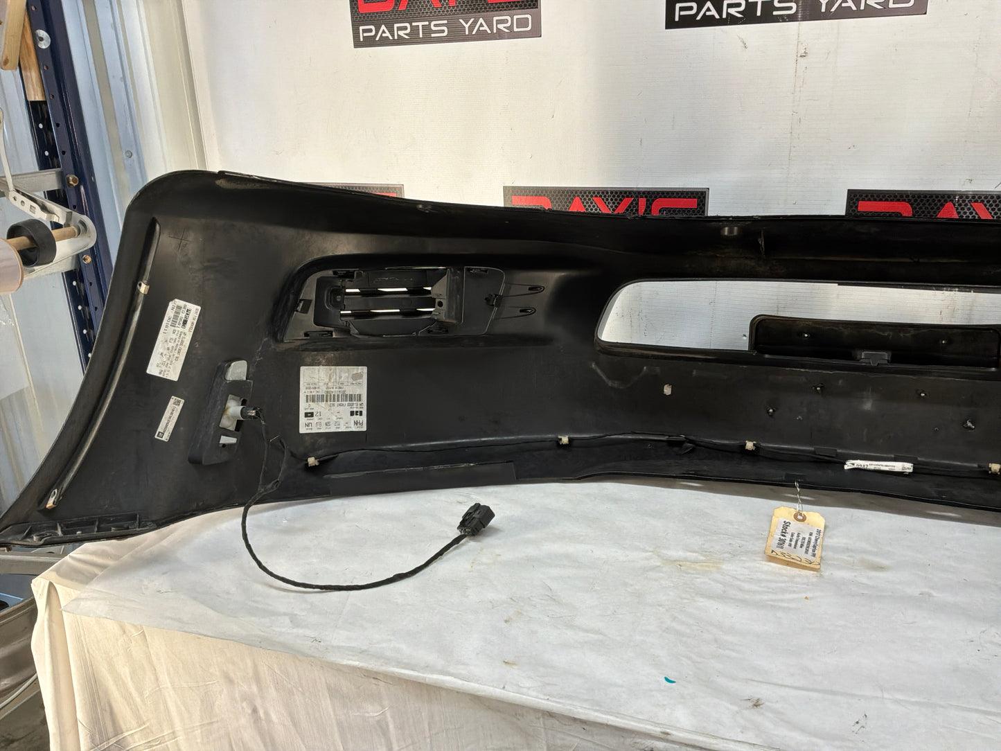 Rear bumper - Day's Parts Yard