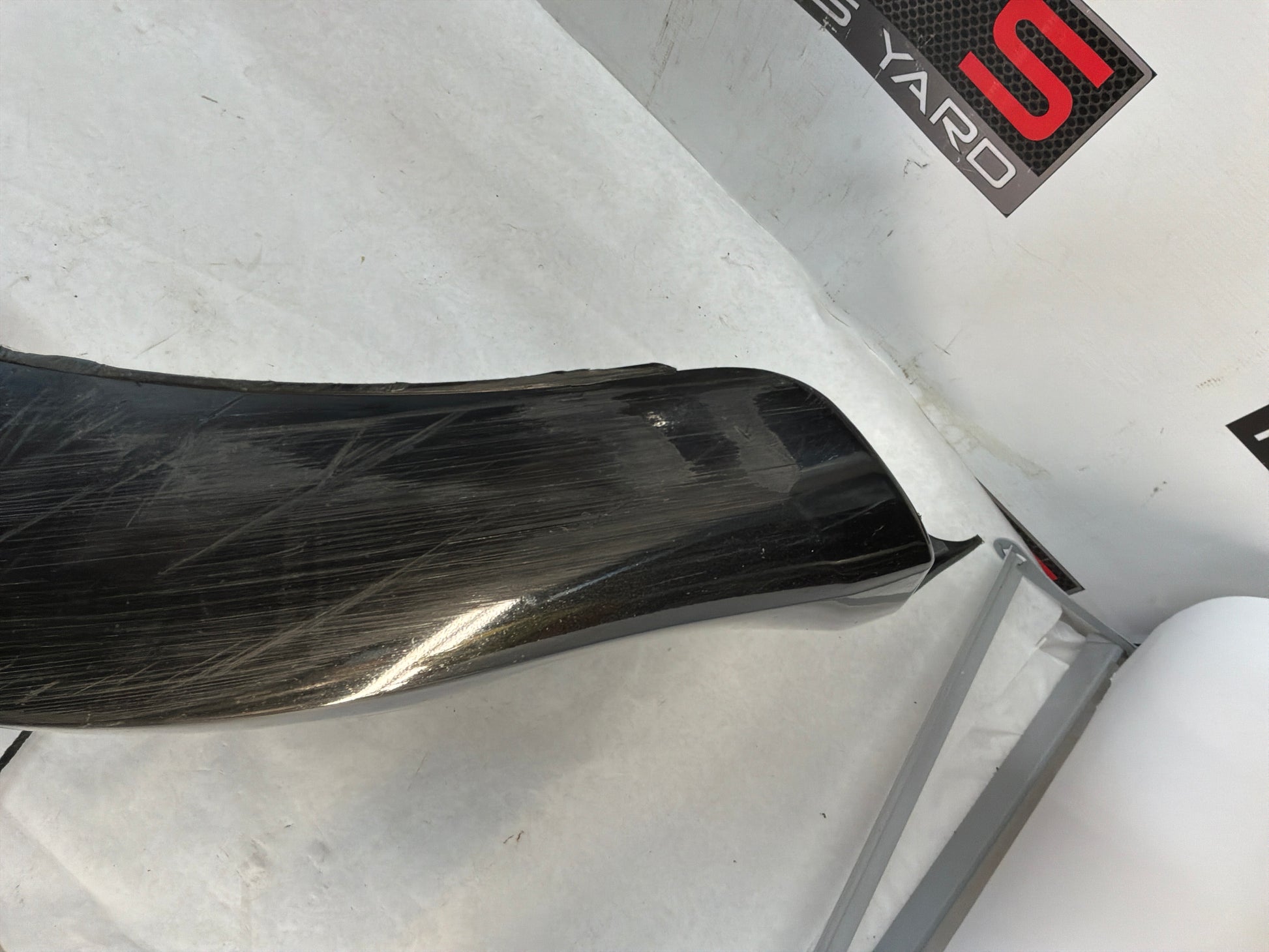 Rear bumper - Day's Parts Yard