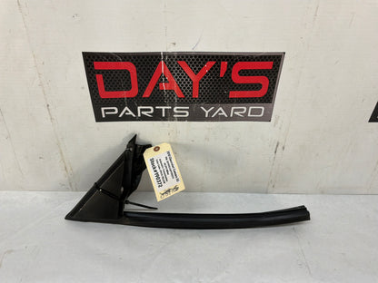 Lh door rubber seal - Day's Parts Yard