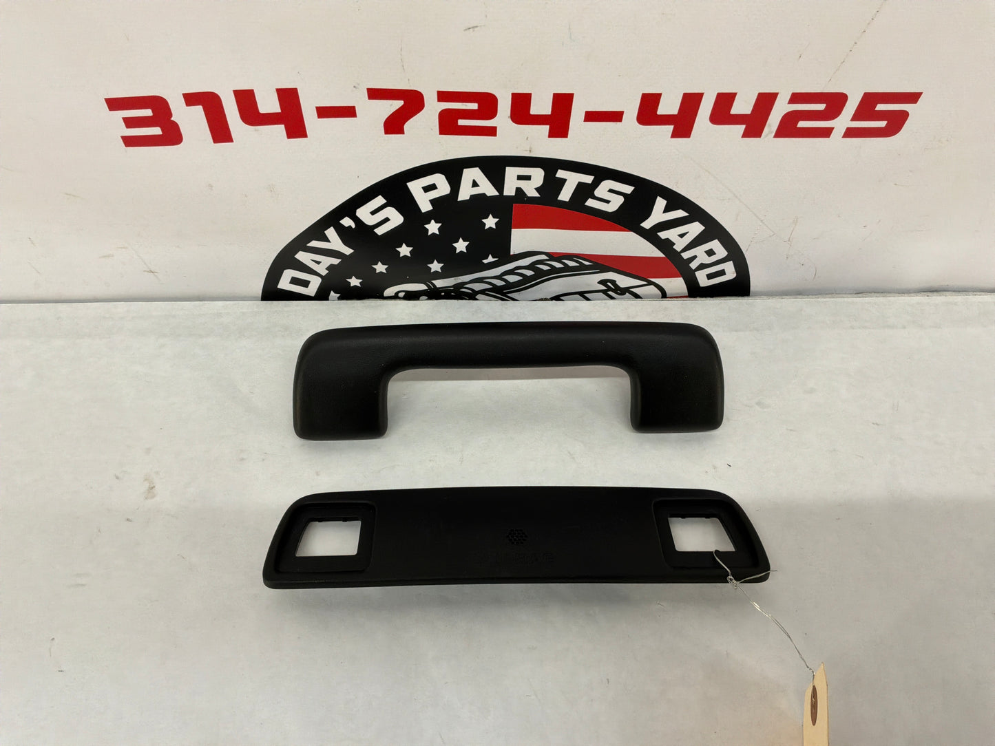 2016 Cadillac CTS-V RH Passenger Front Roof Assist Rear Pull Handle OEM