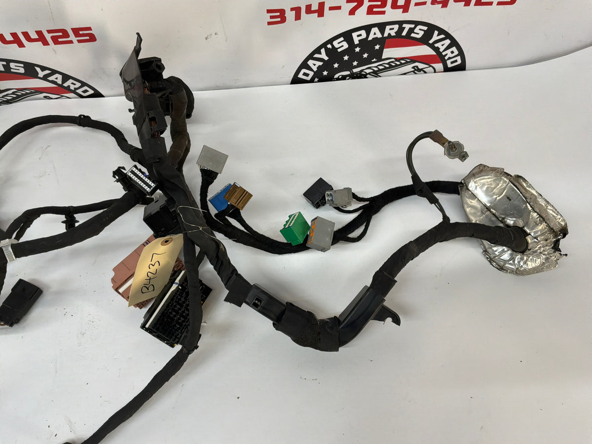 2014 Chevy SS Sedan Fire Wall Engine Bay Front Chassis Wire Wiring Harness OEM