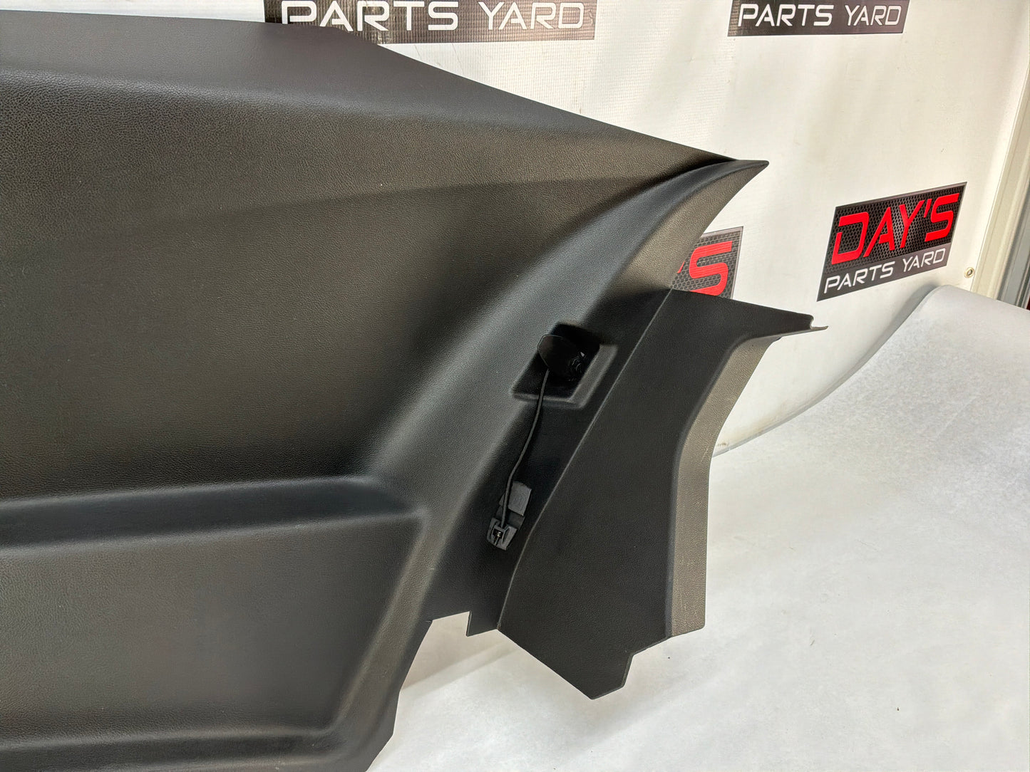 2014 Chevy Camaro ZL1 RH Passenger Rear Interior Quarter Door Trim Panel OEM