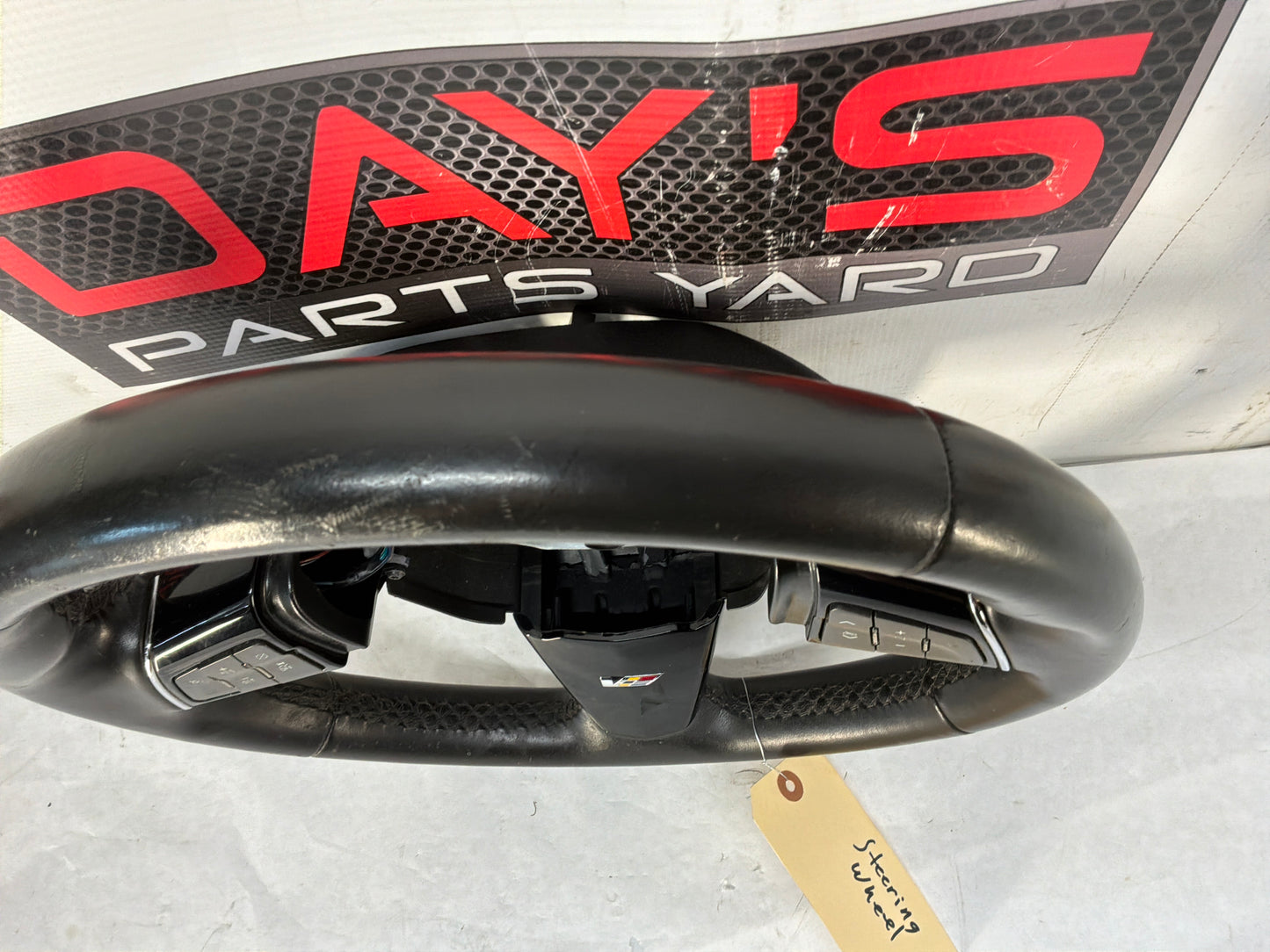 Steering wheel - Day's Parts Yard