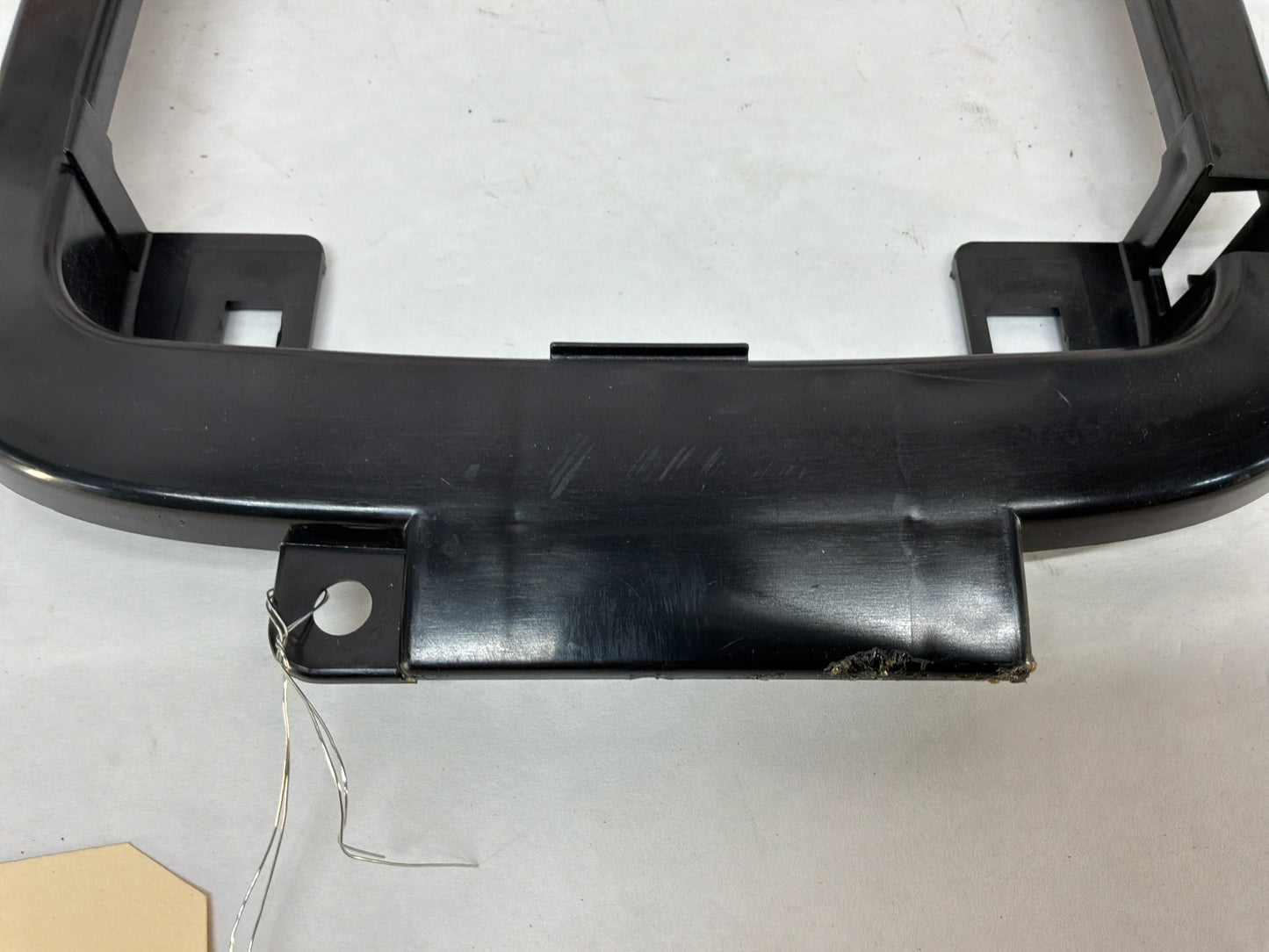2014 Chevy SS Sedan Over Head Console Dome Light Frame Bracket Bezel OEM