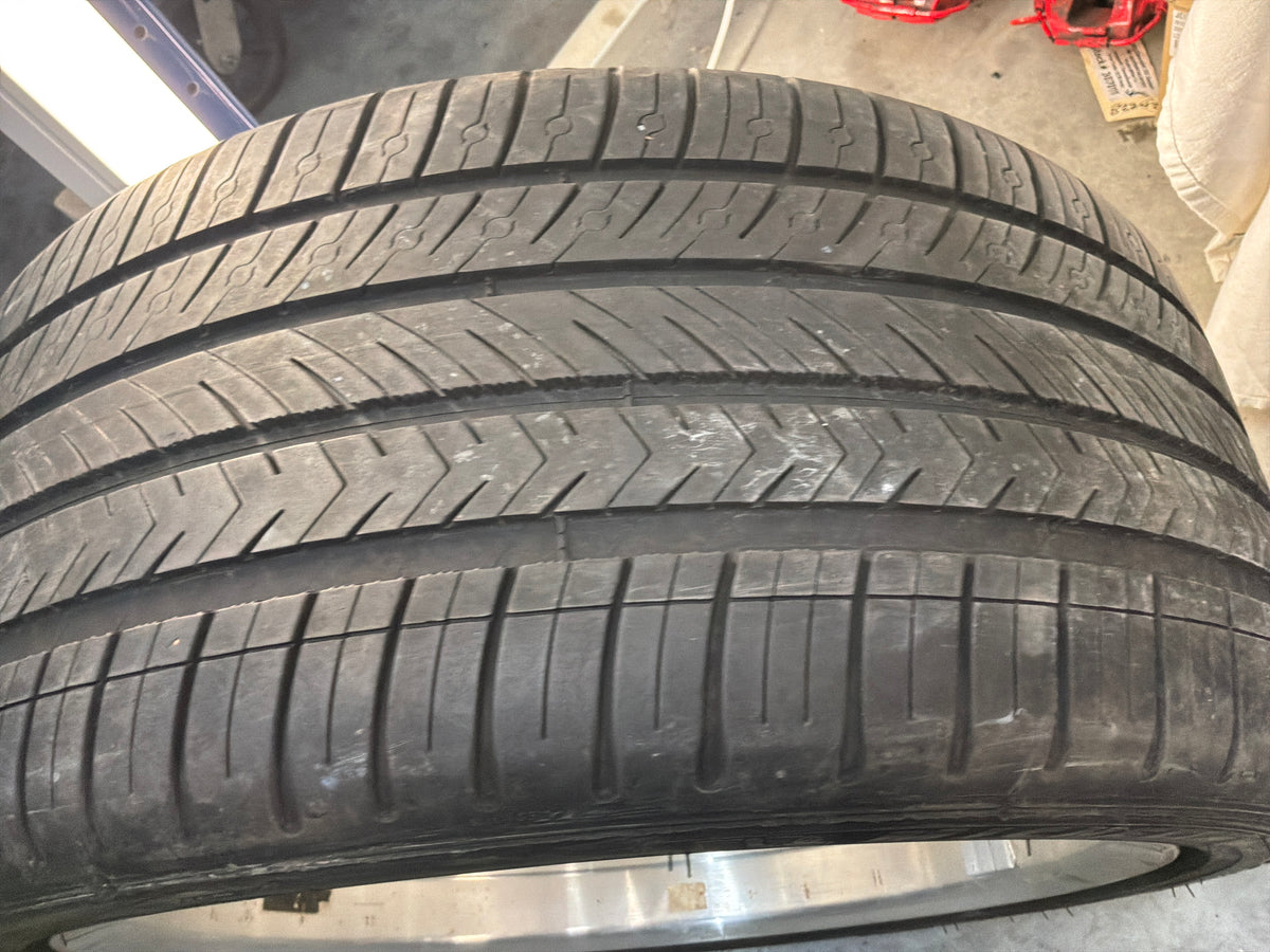 2014 Chevy SS Sedan Wheels Rim & Tires 19x8.5 & 19x9 275/35/19 245/40/19