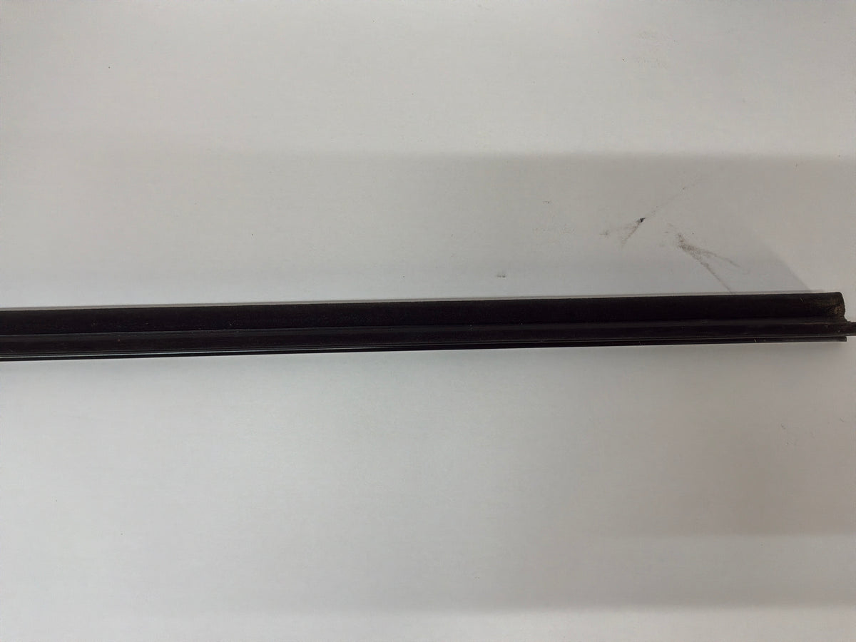 2014 Chevy SS Sedan LH Driver Front Window Door Belt Reveal Molding Trim OEM