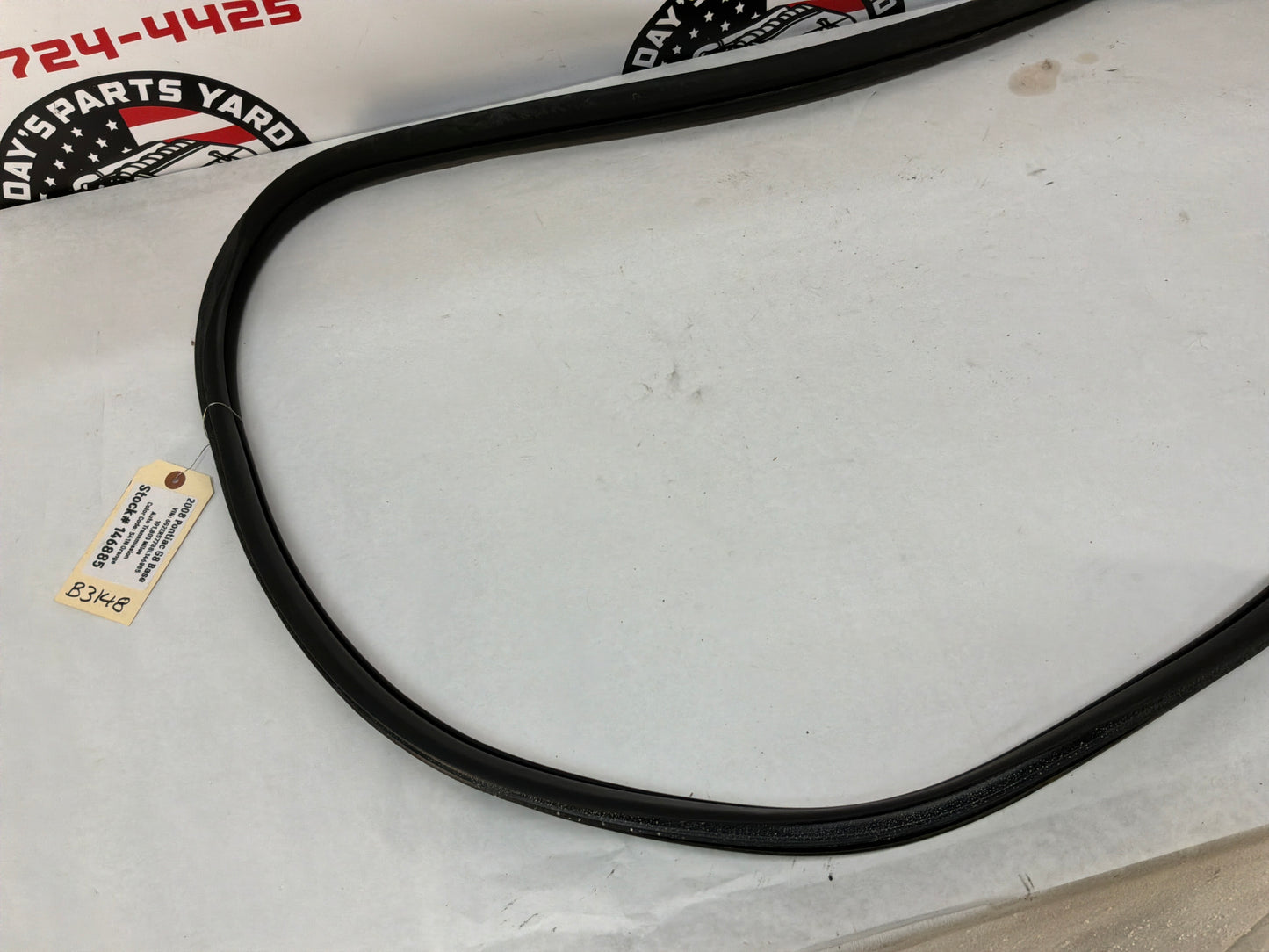 2008 Pontiac G8 Base LH Driver Rear Door Weather Strip Rubber Seal OEM