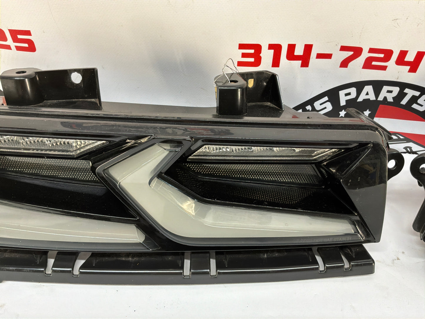 2015 Chevy Camaro SS 1LE RH & LH Aftermarket Taillights Tail Light OEM