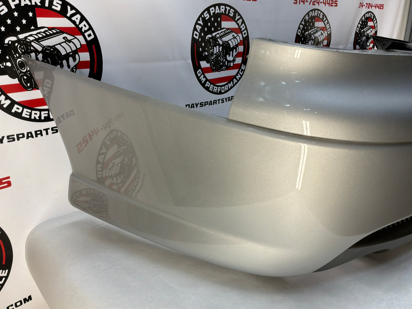 2005 Pontiac GTO Rear Bumper Cover w/ Lower Insert Valance Diffuser Panel Silver OEM